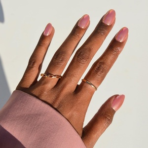 Glamnetic Press On Nails – Short Almond, Glossy Fake Nails 30 Pc Full Kit(2E – Guava Drop)